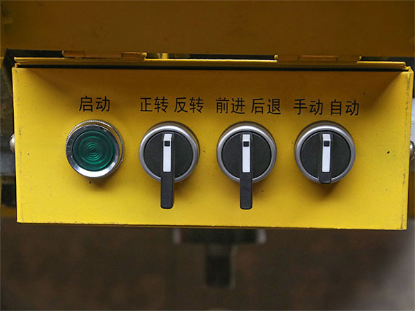 䓽ֱݼyLzC(j)